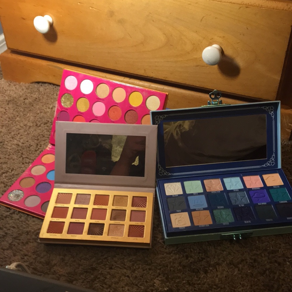 Eyeshadows